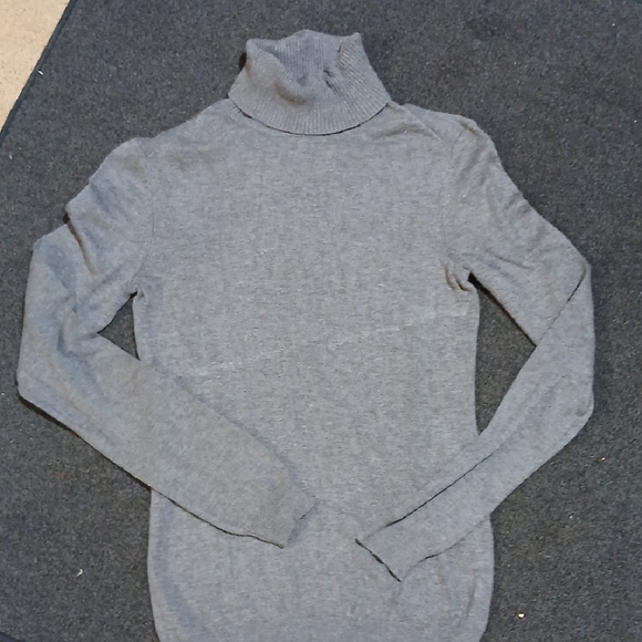 Y2k Vintage Turtleneck - Picture 1 of 3